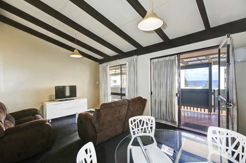 West Beach Lagoon 123 - Location & Views!!! - Accommodation Tasmania 11
