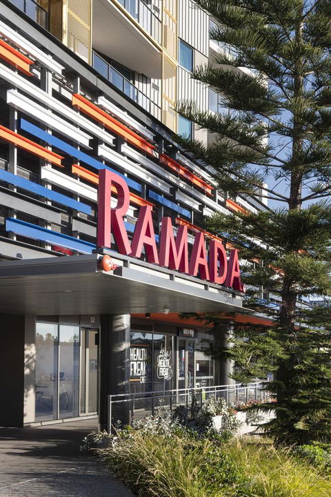 Ramada By Wyndham VetroBlu Scarborough Beach - Accommodation Tasmania 4
