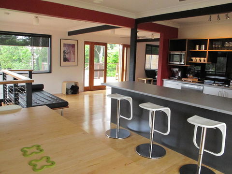 Pendeli Beach House - Accommodation Tasmania 3