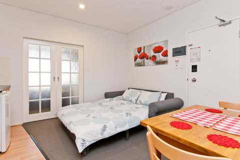 Central City Exclusive Apartments - Accommodation Tasmania 4