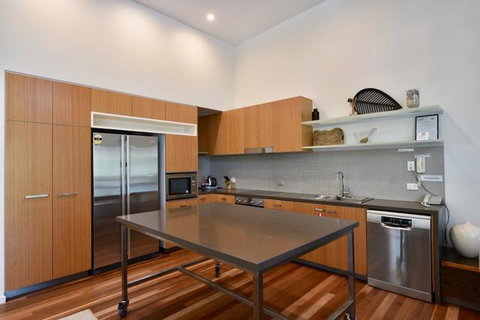 East On Byron - Accommodation Tasmania 12