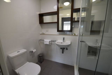 East On Byron - Accommodation Tasmania 9