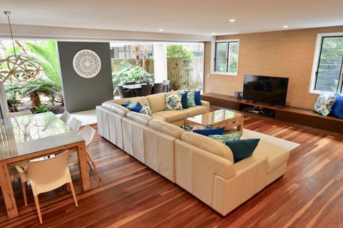 East On Byron - Accommodation Tasmania 20
