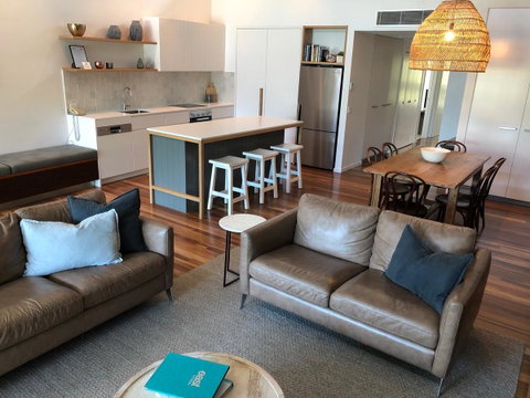East On Byron - Accommodation Tasmania 39