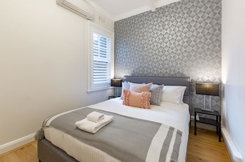 Heritage Townhouse Near Harbour Bridge - Accommodation Tasmania 19
