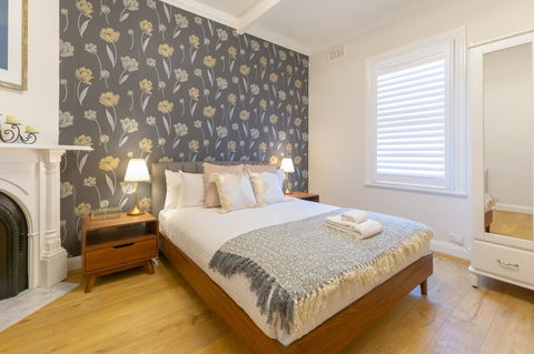 Heritage Townhouse Near Harbour Bridge - Accommodation Tasmania 36