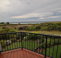 Beachfront Apartments - Accommodation Tasmania