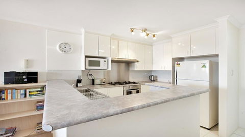 Darling Harbor Apartment - Accommodation Tasmania 2