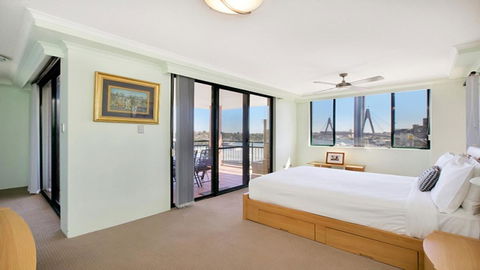 Darling Harbor Apartment - Accommodation Tasmania 0
