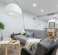 Inner City Stylish apt Walk to Green Square - Accommodation Tasmania