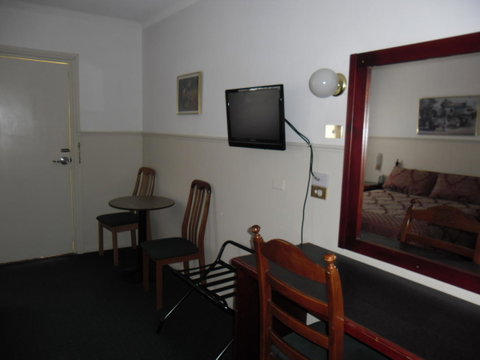 Ben Chifley Motor Inn - Accommodation Tasmania 41