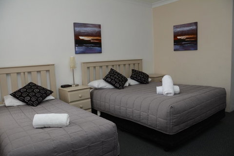 Ben Chifley Motor Inn - Accommodation Tasmania 13