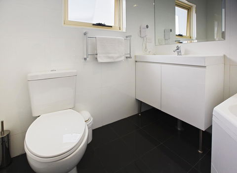 Jesmond Executive Villas - Accommodation Tasmania 27