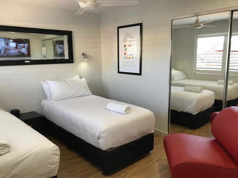 Jesmond Executive Villas - Accommodation Tasmania 3