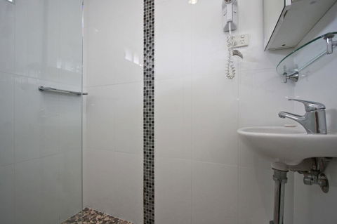 Jesmond Executive Villas - Accommodation Tasmania 11