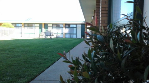 Junee Motor Inn - Accommodation Tasmania 9