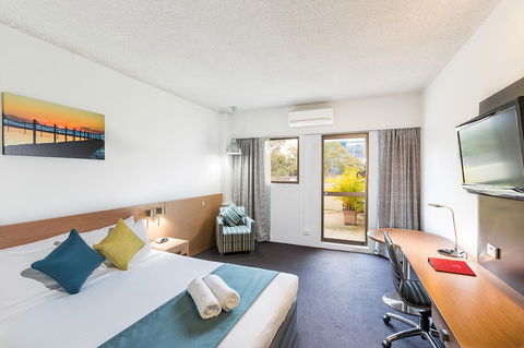 Metro Hotel Miranda - Accommodation Tasmania 24