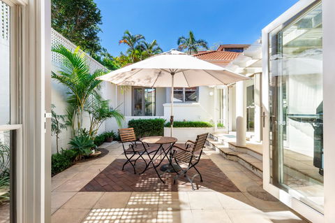 Kensington Self-Contained Modern House (89BROM) - Accommodation Tasmania 3