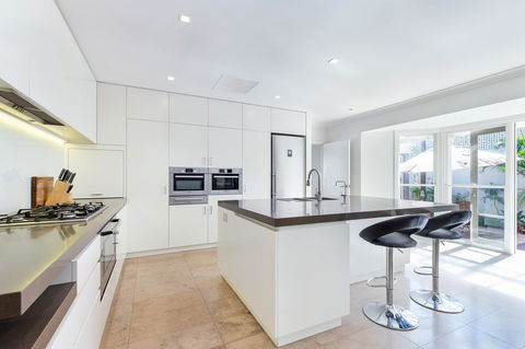 Kensington Self-Contained Modern House (89BROM) - Accommodation Tasmania 17
