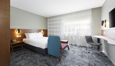 Holiday Inn Express Sydney Airport, An IHG Hotel - Accommodation Tasmania 6