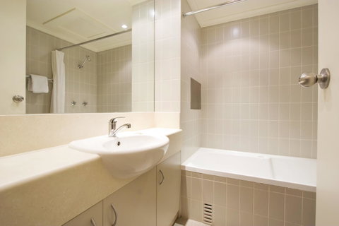 Lantern 1 Bedroom Balcony With Panoramic View - Accommodation Tasmania 26
