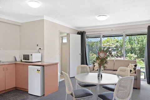 The Park Hotel Motel, Suffolk Park - Accommodation Tasmania 9