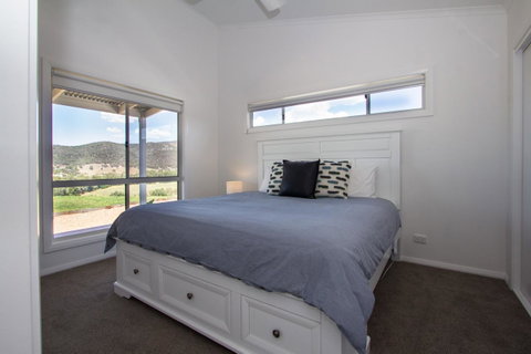 Stay In Mudgee The Grove, The Church, And Premium Private Homestead - Accommodation Tasmania 6