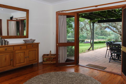 Stay In Mudgee The Grove, The Church, And Premium Private Homestead - Accommodation Tasmania 29