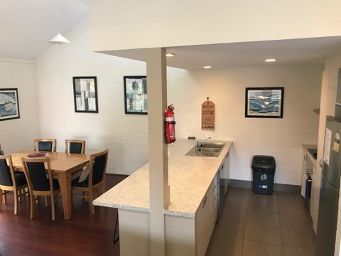 Mariner Bay Apartments - Accommodation Tasmania 4