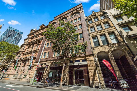 YEHS Hotel Sydney QVB - Accommodation Tasmania 1