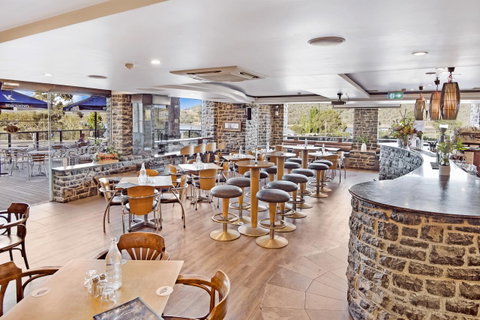 Banjo Paterson Inn - Accommodation Tasmania 8