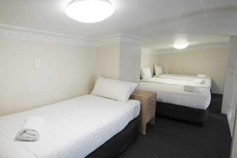 Banjo Paterson Inn - Accommodation Tasmania 27