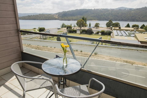 Banjo Paterson Inn - Accommodation Tasmania 3