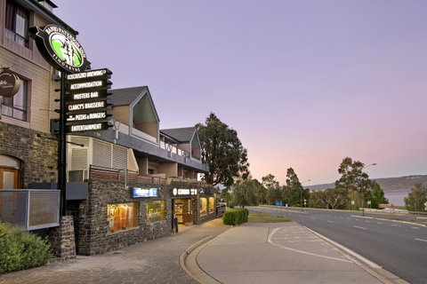 Banjo Paterson Inn - Accommodation Tasmania 0