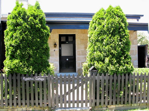 Apple Tree Cottage - Accommodation Tasmania 32