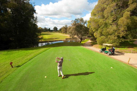 Comfort Suites Clubarham Golf Resort - Accommodation Tasmania 10