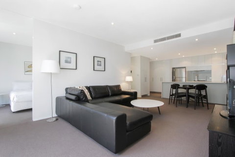 Lakefront 116 Kingston ACT - Accommodation Tasmania 16