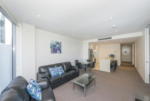 Lakefront 116 Kingston ACT - Accommodation Tasmania 1