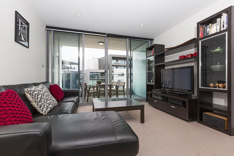 Lakefront 116 Kingston ACT - Accommodation Tasmania 14