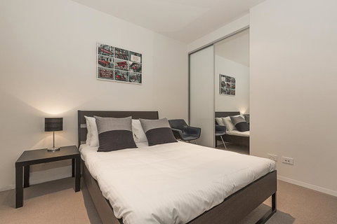 Lakefront 116 Kingston ACT - Accommodation Tasmania 11