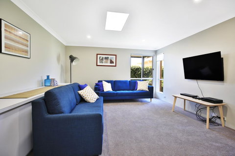 Neptune I Absolute Beachfront I Stunning Views - Accommodation Tasmania 7