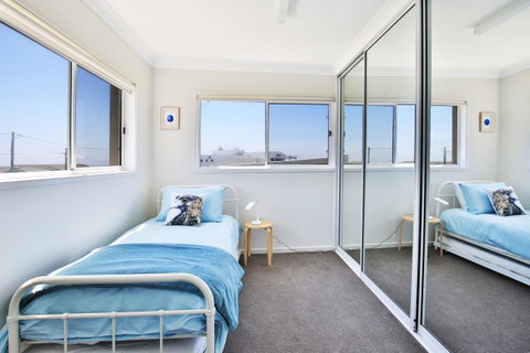 Neptune I Absolute Beachfront I Stunning Views - Accommodation Tasmania 14