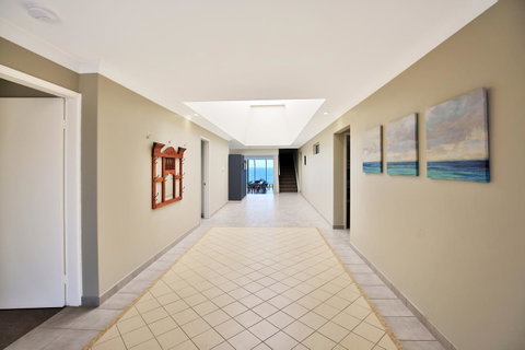 Neptune I Absolute Beachfront I Stunning Views - Accommodation Tasmania 23