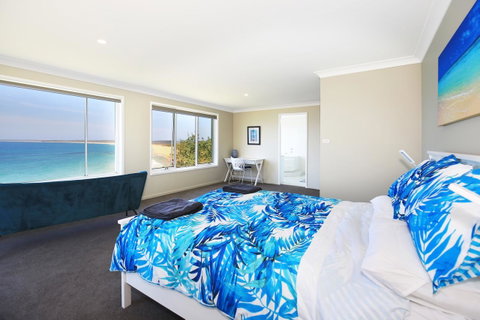 Neptune I Absolute Beachfront I Stunning Views - Accommodation Tasmania 11