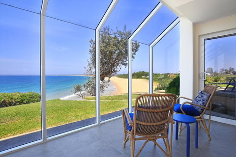 Neptune I Absolute Beachfront I Stunning Views - Accommodation Tasmania 4