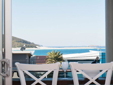 Blue View @ Fingal Bay - Accommodation Tasmania 13