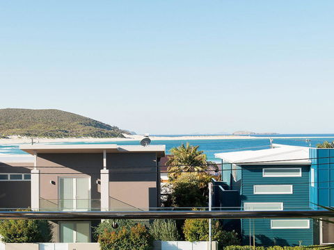 Blue View @ Fingal Bay - Accommodation Tasmania 16