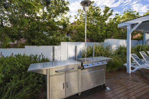 Oaks Nelson Bay Lure Suites - Accommodation Tasmania 7