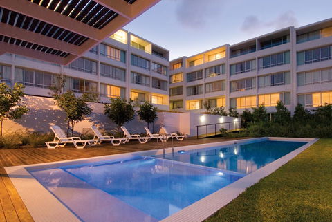 Oaks Nelson Bay Lure Suites - Accommodation Tasmania 0