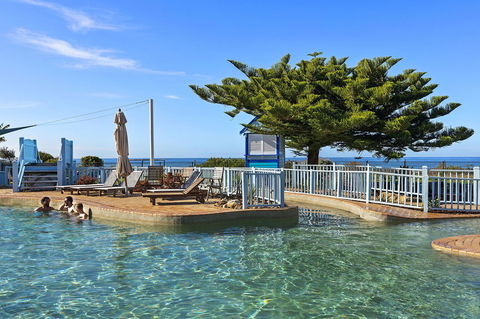 Blue Lagoon Beach Resort - Accommodation Tasmania 4